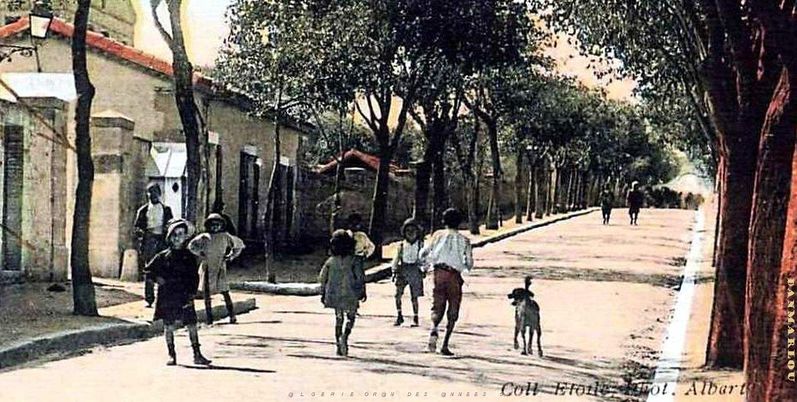2682- Aumale - Quartier Militaire2 - 1920.jpg